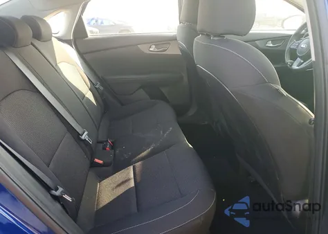 2019 Kia Forte Fe z USA, uszkodzony, nr VIN 3KPF24AD3KE108779